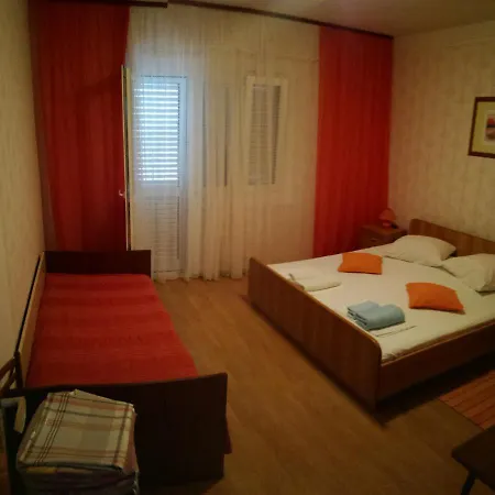 With Parking Space - Donja, Rab - 15999 Lejlighed Supetarska Draga