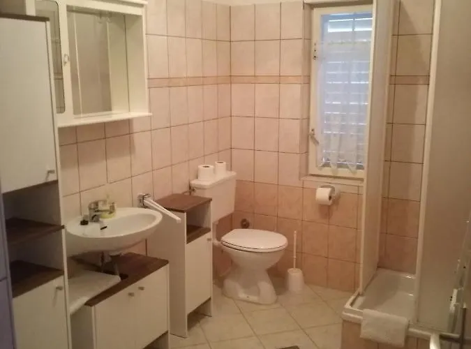 With Parking Space - Donja, Rab - 15999 Apartment Supetarska Draga