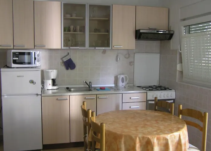 With Parking Space - Donja, Rab - 15999 Supetarska Draga