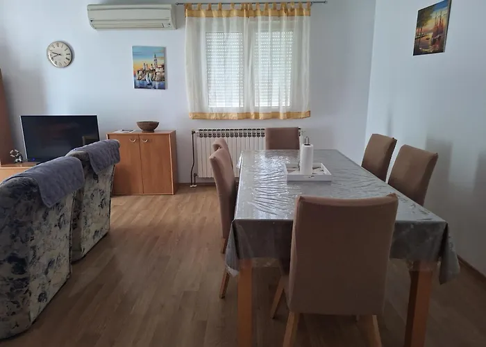 Apartment With Parking Space - Donja, Rab - 15999