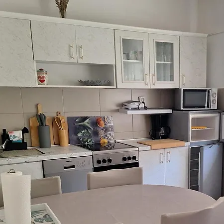 With Parking Space - Donja, Rab - 15999 Supetarska Draga